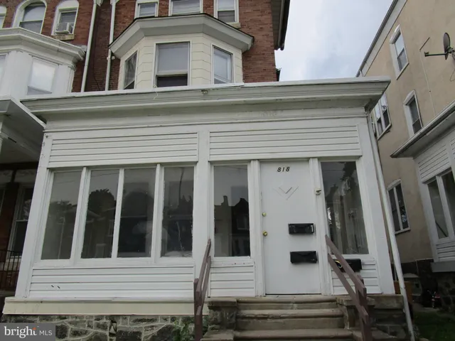 $1,195 | 818 Wynnewood Road, Unit 3, Philadelphia, PA 19151