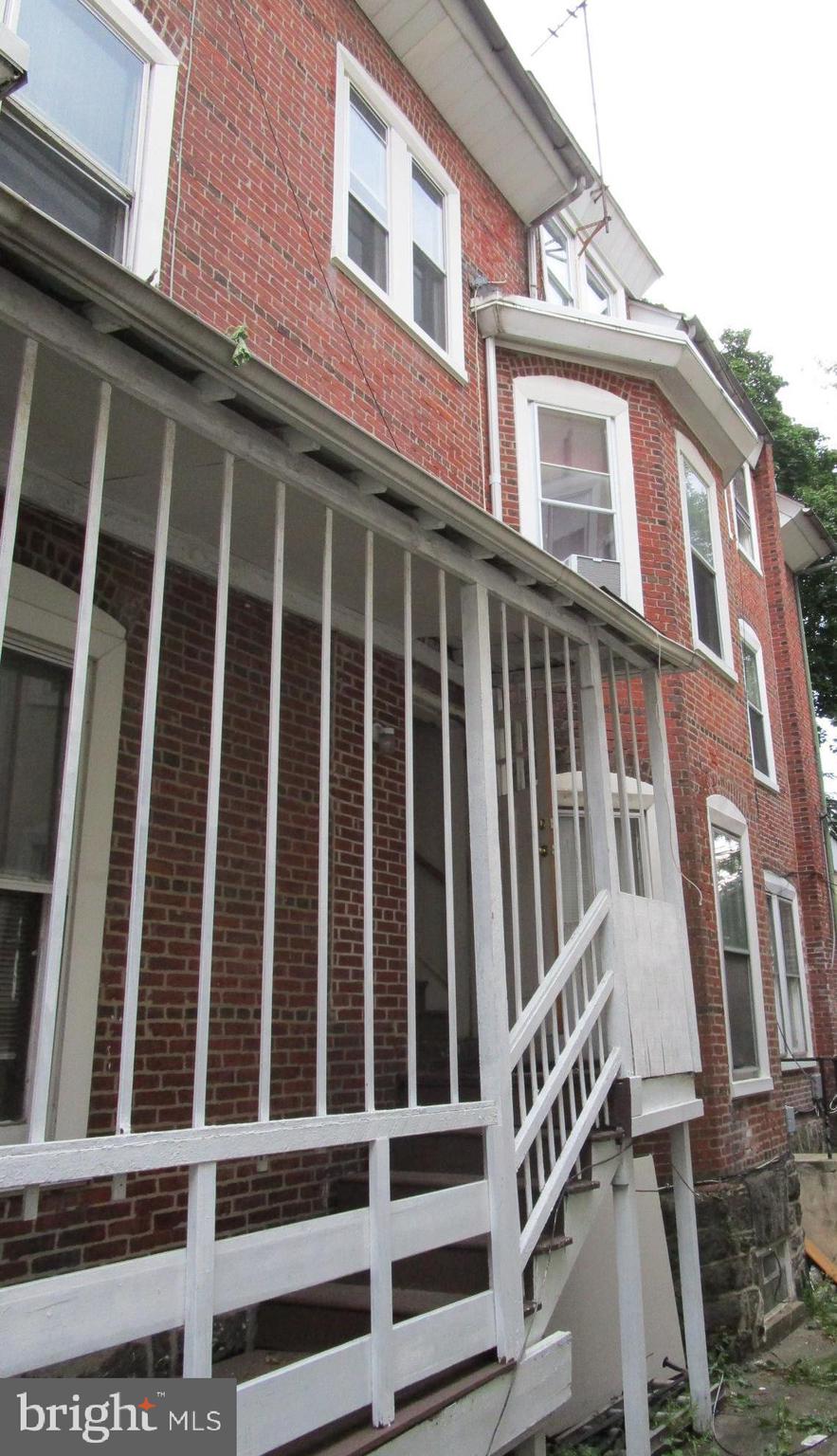 818 Wynnewood Road, Unit 3 Philadelphia, PA 19151 - Photo 8 of 29 Entry to unit 3