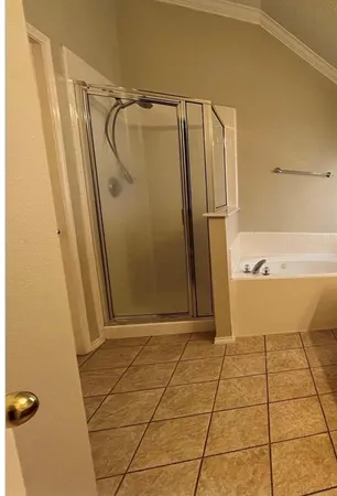 $2,290 | 1120 Deer Valley Lane, Arlington, TX 76001