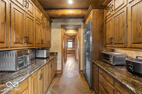 $18,900,000 | 10285 West Youth Camp Road, Columbus, IN 47201