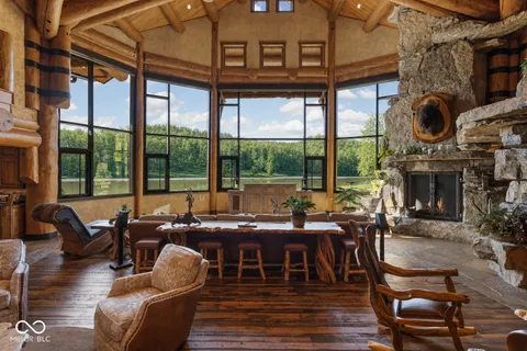 $18,900,000 | 10285 West Youth Camp Road, Columbus, IN 47201