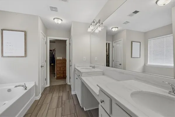 $465,000 | 17 Four Feathers Lane Northeast, Rydal, GA 30171