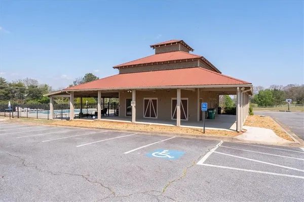 $465,000 | 17 Four Feathers Lane Northeast, Rydal, GA 30171