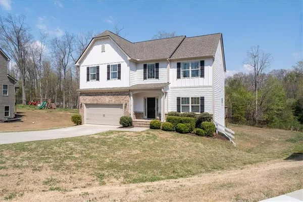 $465,000 | 17 Four Feathers Lane Northeast, Rydal, GA 30171