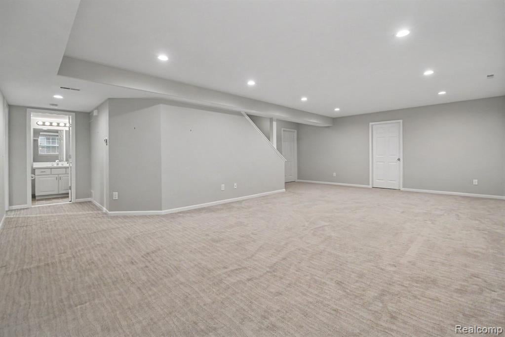 6573 Summit Ridge Clarkston, MI 48346 - Photo 17 of 29