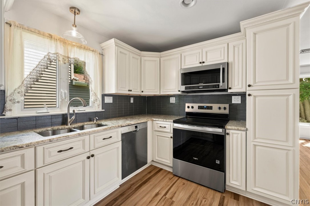 2515 Edgewood Road Utica, NY 13501 - Photo 9 of 50