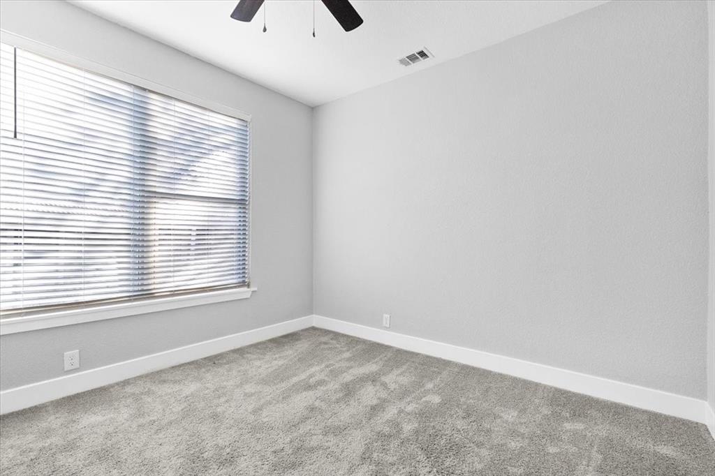 419 West 5th Street Bonham, TX 75418 - Photo 13 of 20