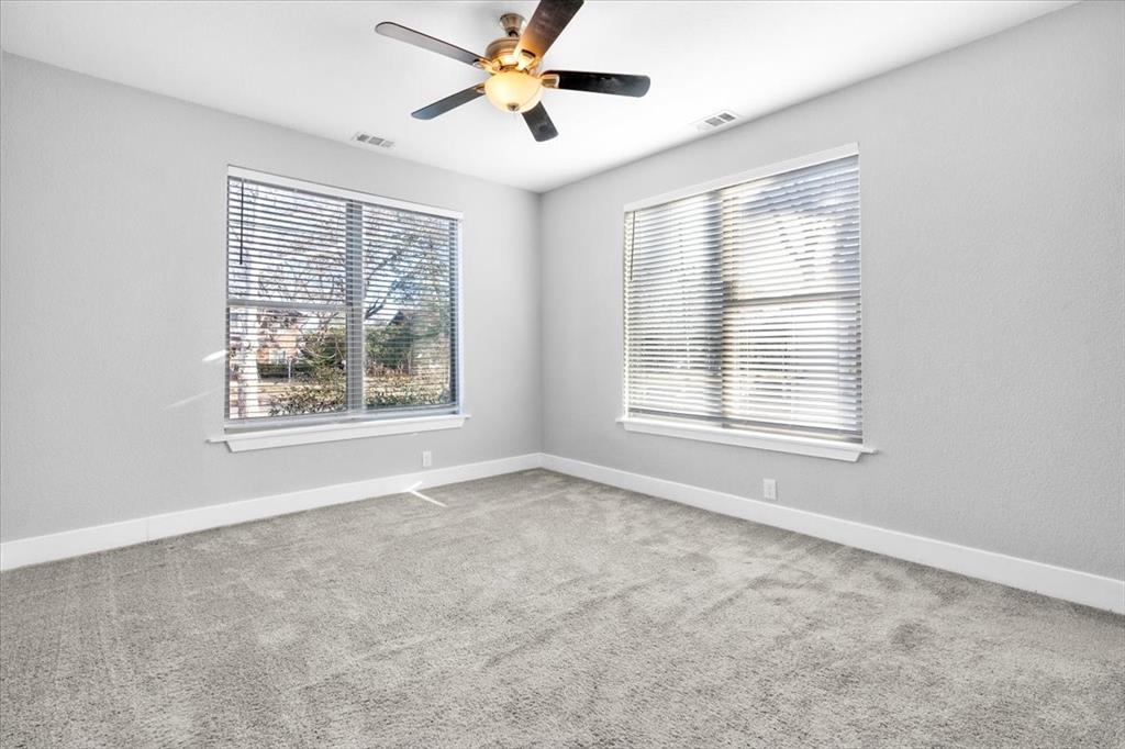 419 West 5th Street Bonham, TX 75418 - Photo 7 of 20