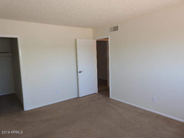 2016 East Greenway Road Phoenix, AZ 85022 - Photo 12 of 44 DSCN0241