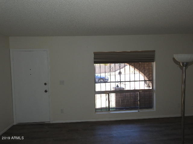2016 East Greenway Road Phoenix, AZ 85022 - Photo 2 of 44 DSCN0231