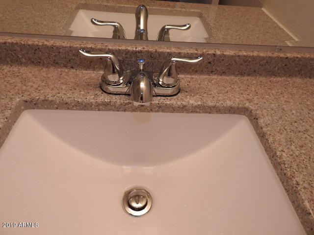 2016 East Greenway Road Phoenix, AZ 85022 - Photo 7 of 44 DSCN0236