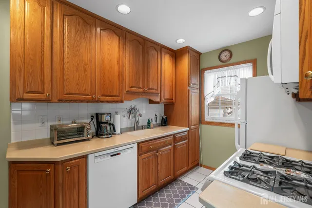 $569,999 | 36 Farmbrook Drive, Old Bridge, NJ 08857