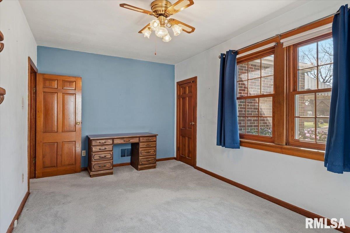 2136 South Whittier Avenue Springfield, IL 62704 - Photo 15 of 40