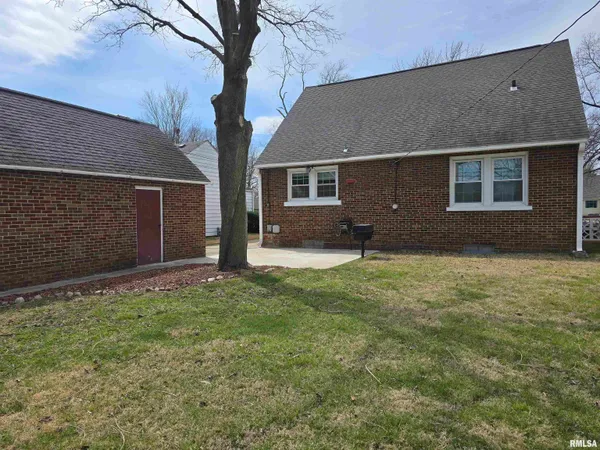 $175,000 | 2136 South Whittier Avenue, Springfield, IL 62704