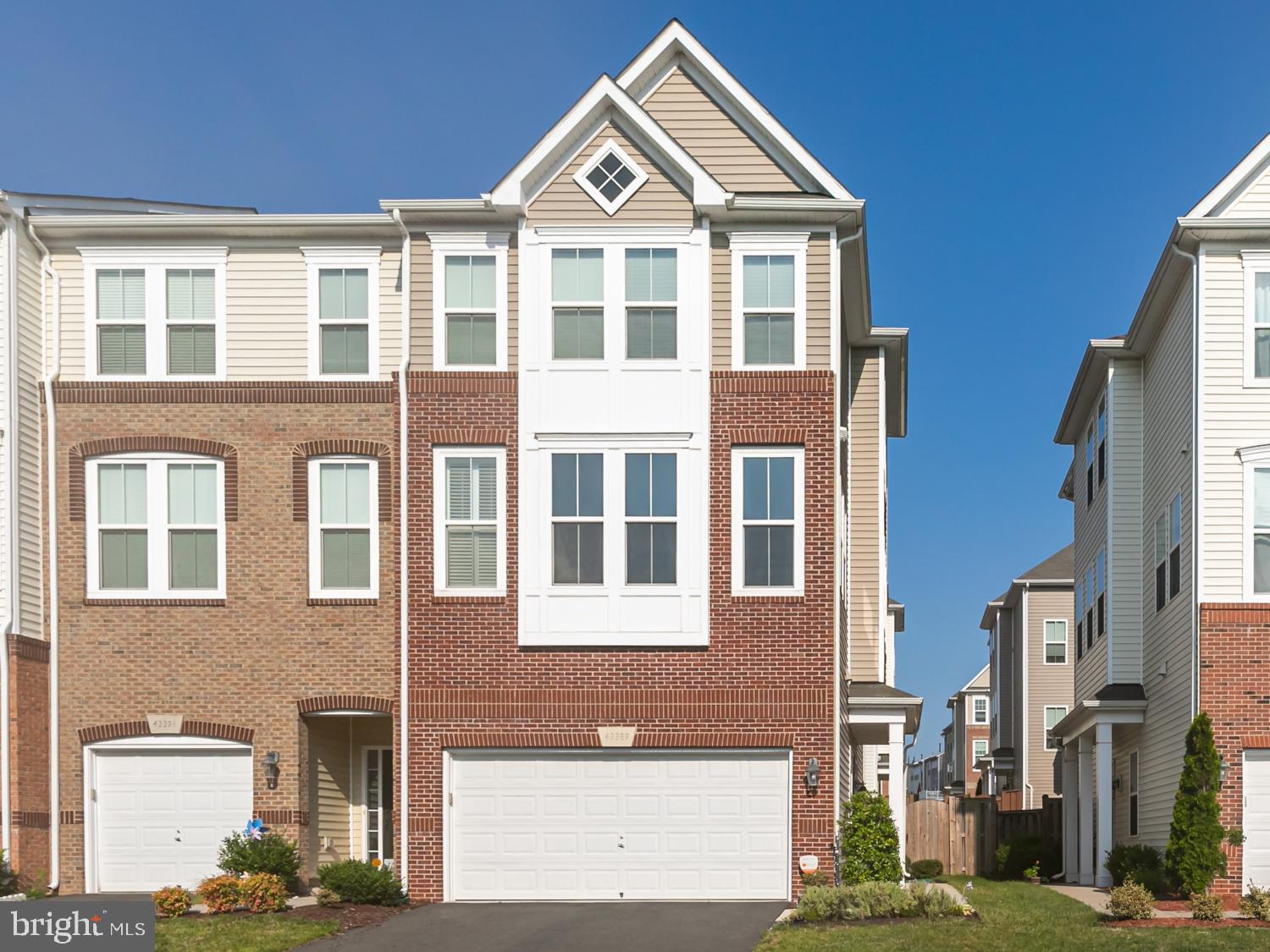 43389 Rickenbacker Square Ashburn, VA 20147 - Photo 2 of 36 Gallery Image 2