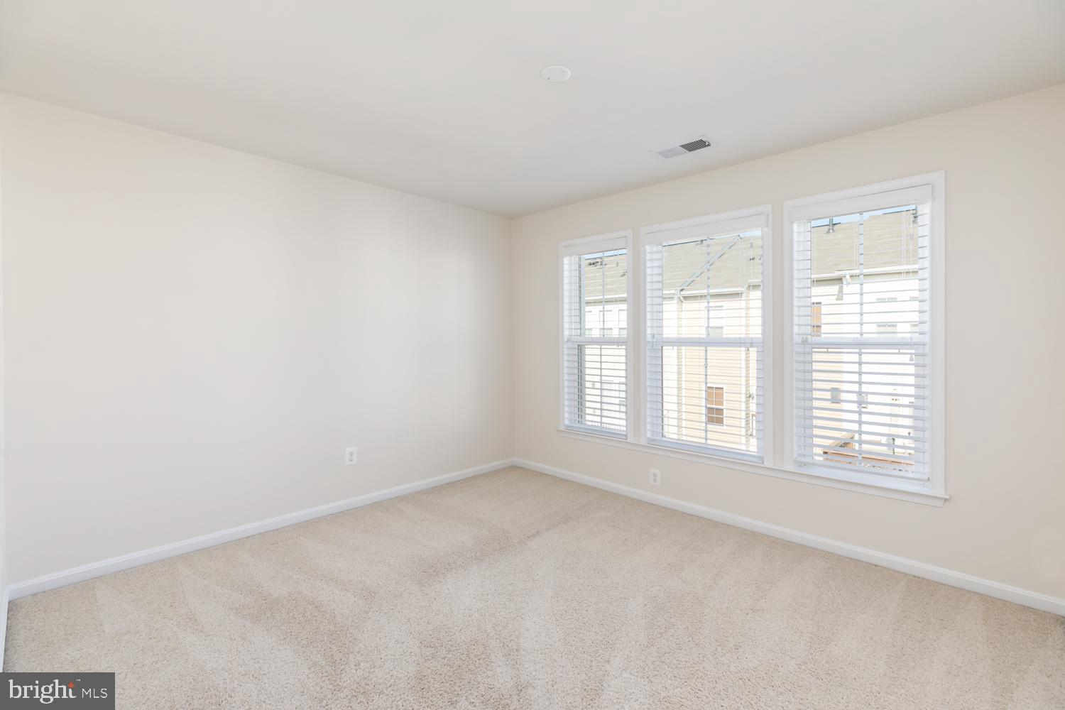 43389 Rickenbacker Square Ashburn, VA 20147 - Photo 29 of 36 Bedroom 1