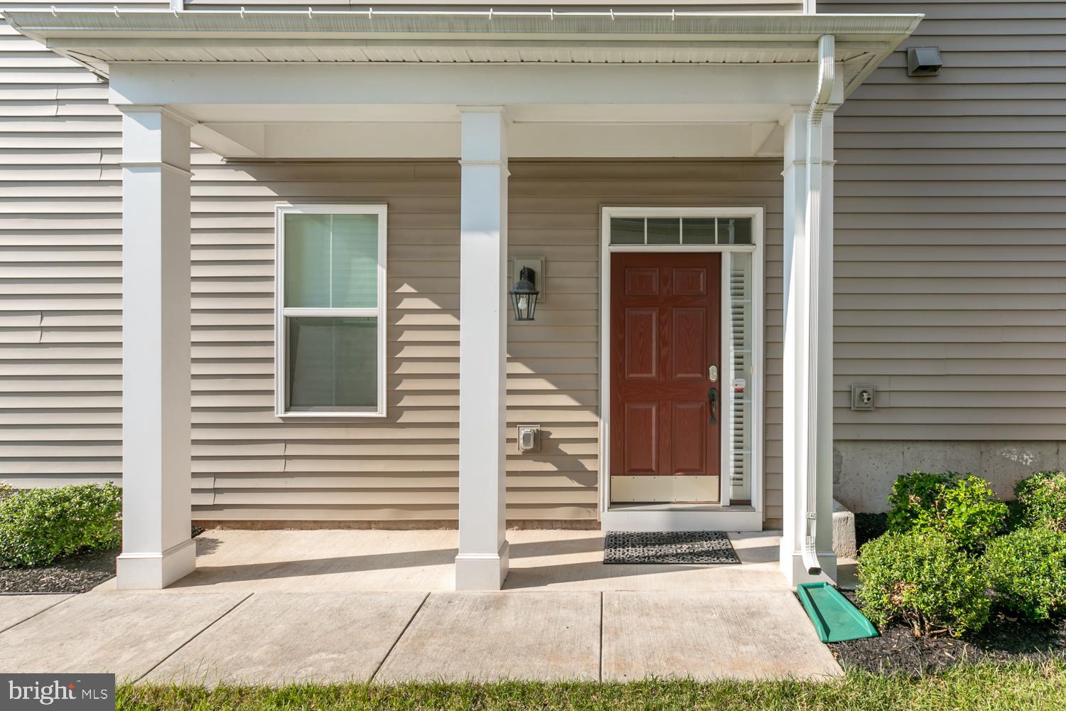 43389 Rickenbacker Square Ashburn, VA 20147 - Photo 4 of 36 Gallery Image 4