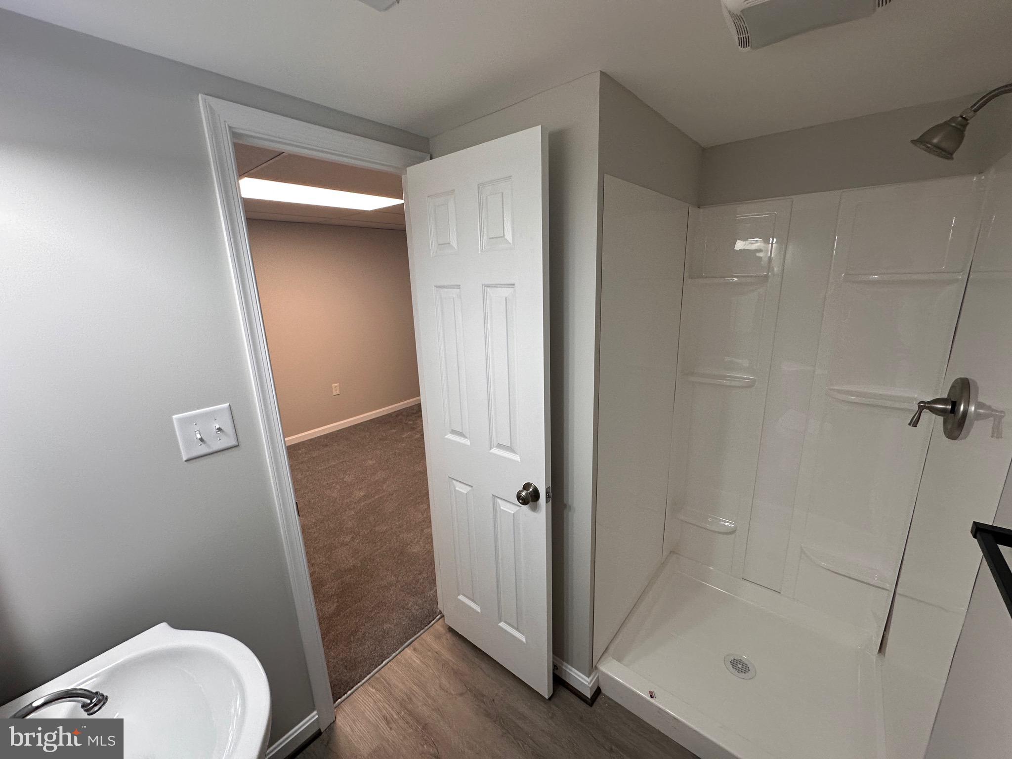 8543 Summit Road Pasadena, MD 21122 - Photo 30 of 37 Basement full bathroom #2