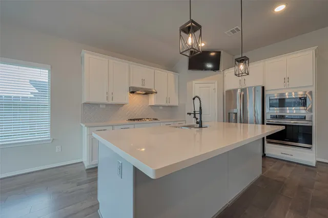 $2,500 | 13730 Brahman Valley Court, Cypress, TX 77429