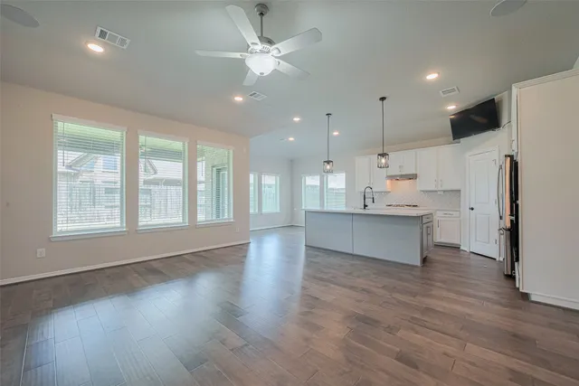 $2,500 | 13730 Brahman Valley Court, Cypress, TX 77429