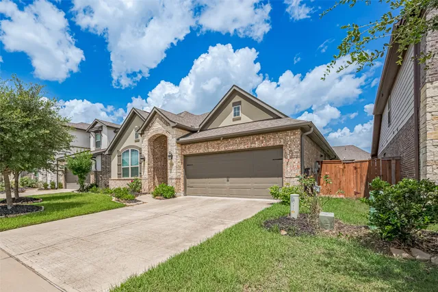 $2,500 | 13730 Brahman Valley Court, Cypress, TX 77429
