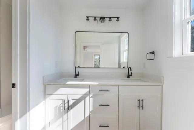 $749,990 | 1057 Glenshaw Street, North Charleston, SC 29405