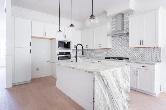 $749,990 | 1057 Glenshaw Street, North Charleston, SC 29405