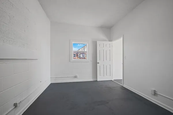 $1,650 | 105 College Street, Burns, TN 37029