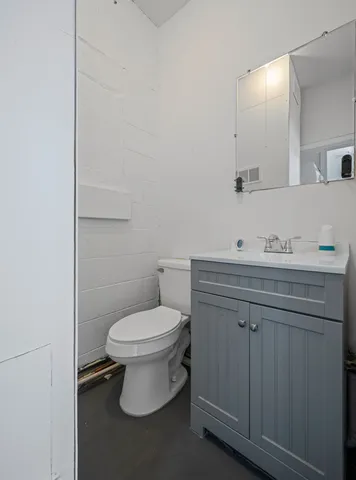 $1,650 | 105 College Street, Burns, TN 37029