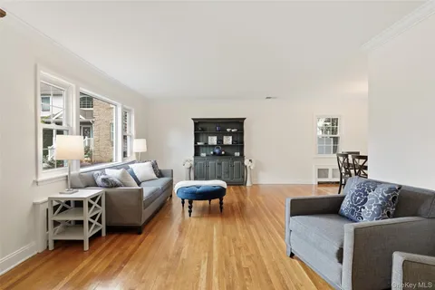 $1,385,000 | 20 Lamesa Avenue, Eastchester, NY 10709