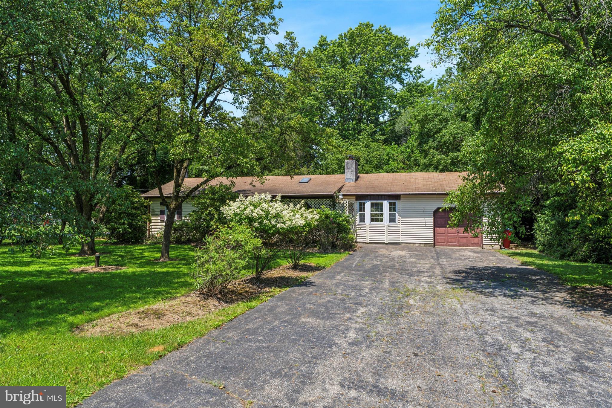 541 Church Road Norristown, PA 19403 - Photo 1 of 20 Gallery Image 1