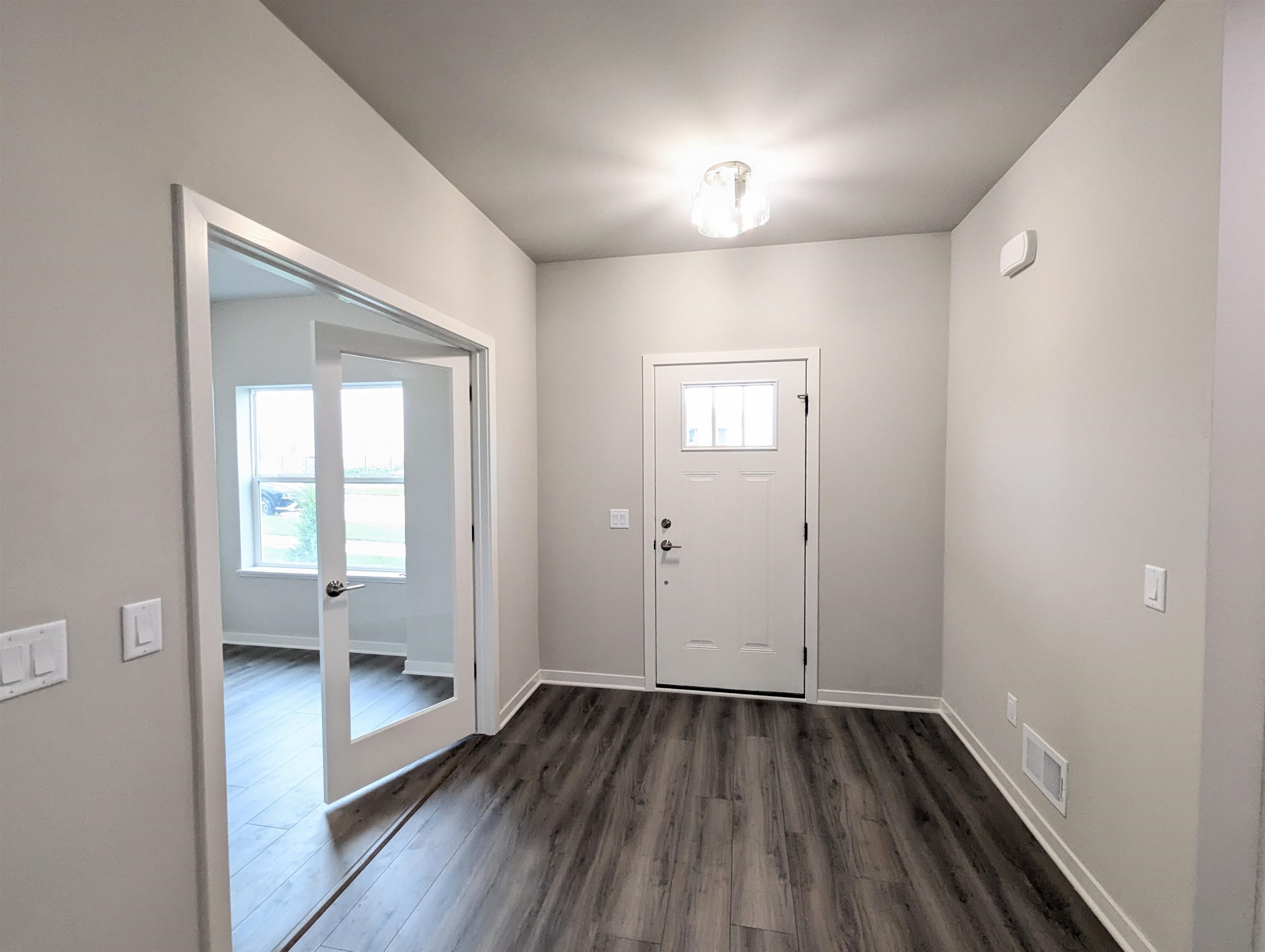 4812 Romaine Road Fitchburg, WI 53711 - Photo 5 of 38