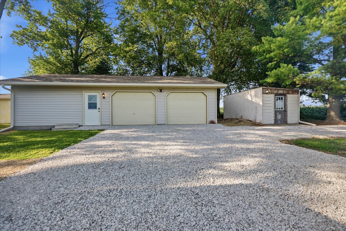 1021 Rodeo Road McLean, IL 61754 - Photo 46 of 61