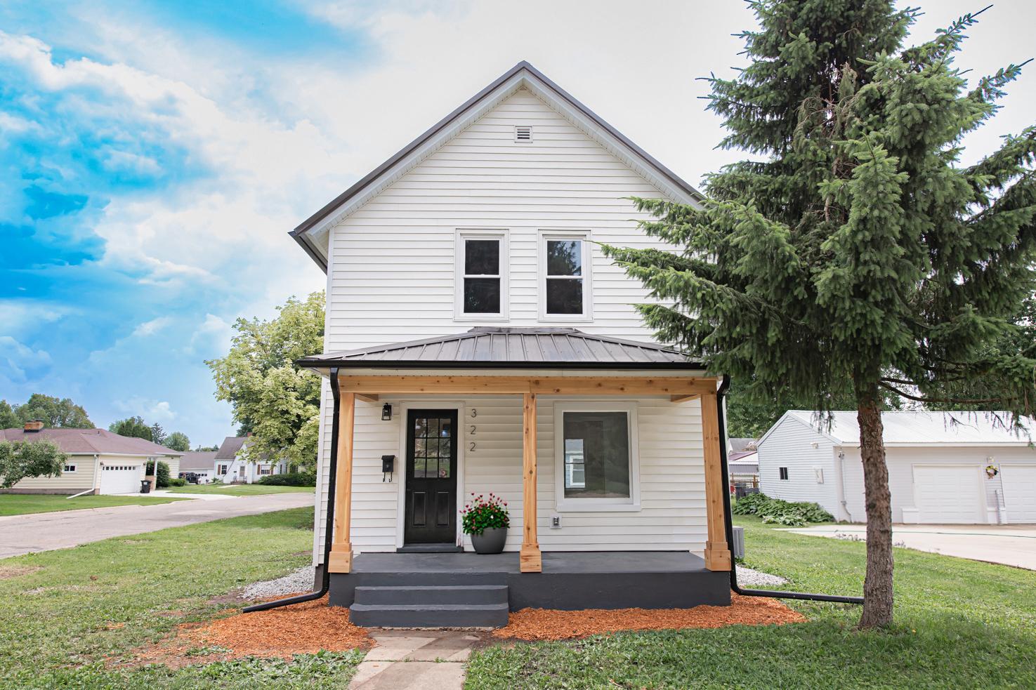 322 East Jefferson Street Caledonia, MN 55921 - Photo 1 of 1