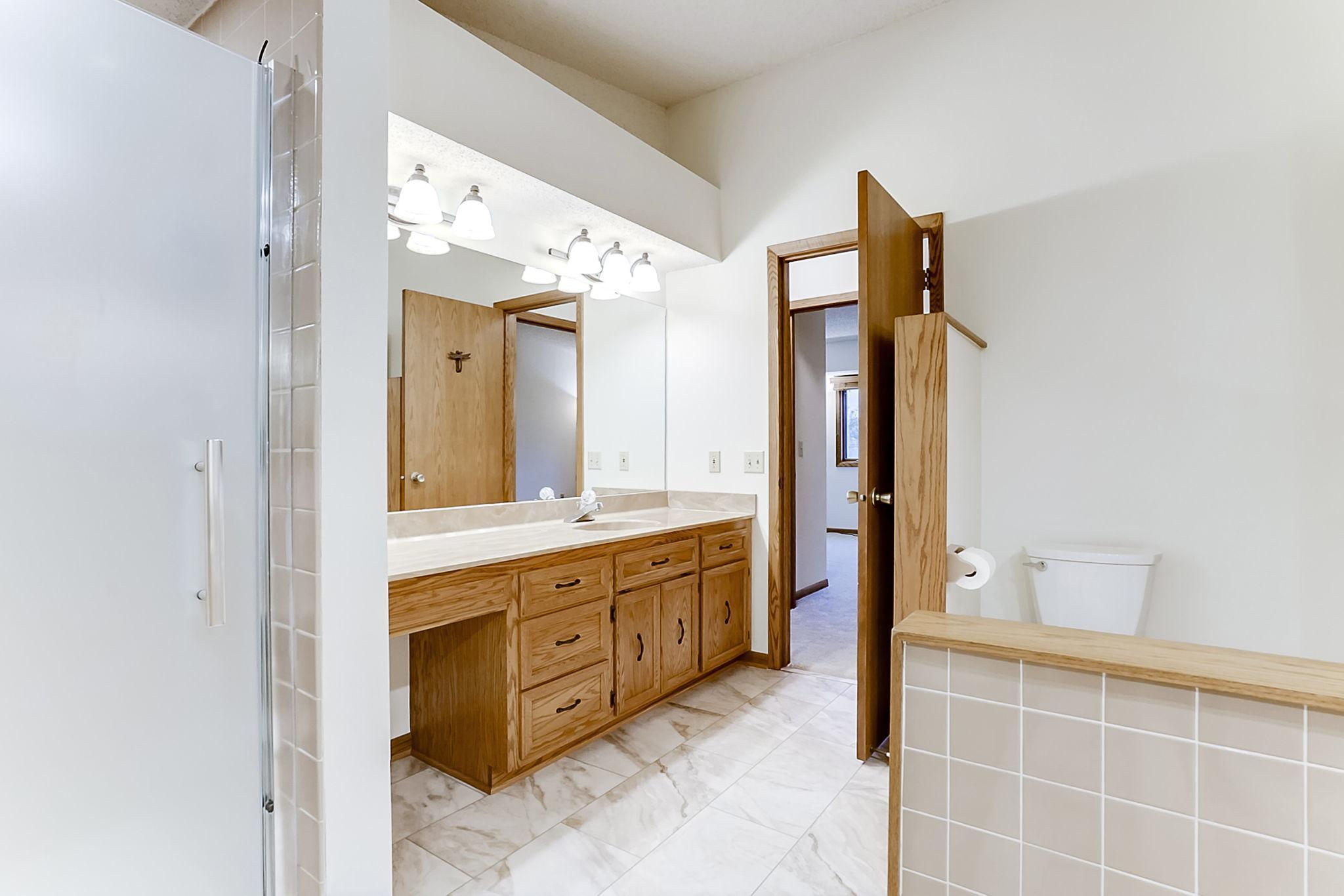 4291 Sunrise Road Eagan, MN 55122 - Photo 18 of 28 Gallery Image 18