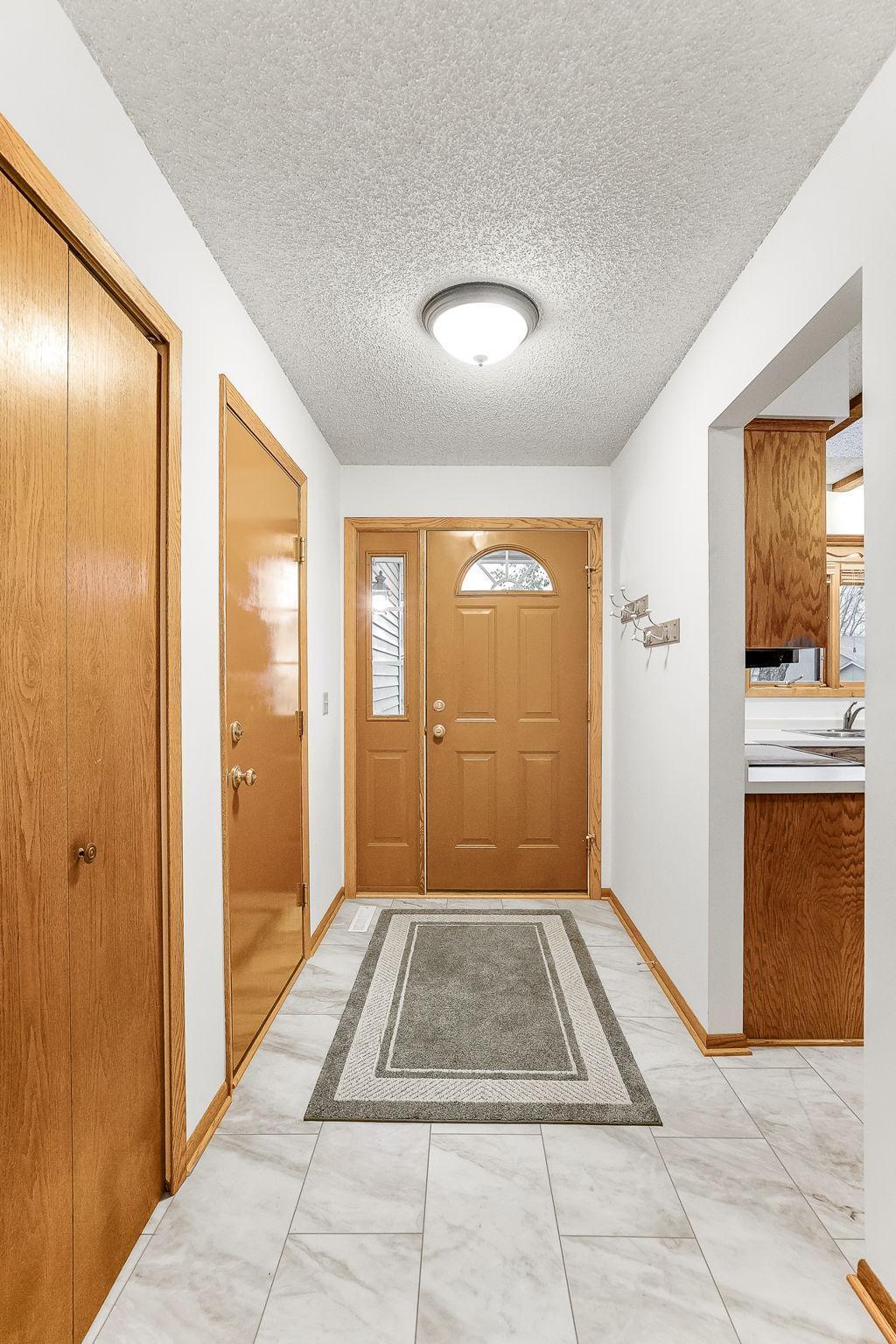 4291 Sunrise Road Eagan, MN 55122 - Photo 3 of 28 Gallery Image 3