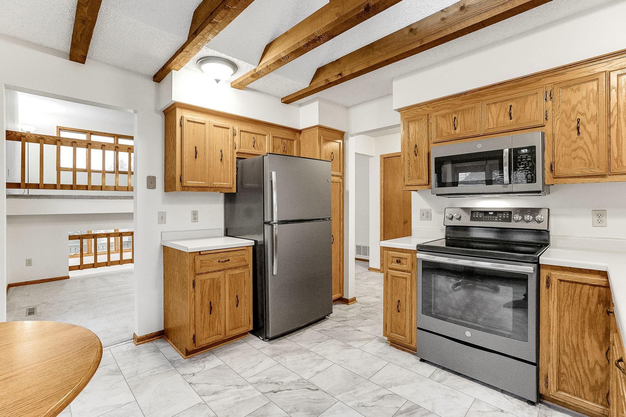 4291 Sunrise Road Eagan, MN 55122 - Photo 6 of 28 Gallery Image 6