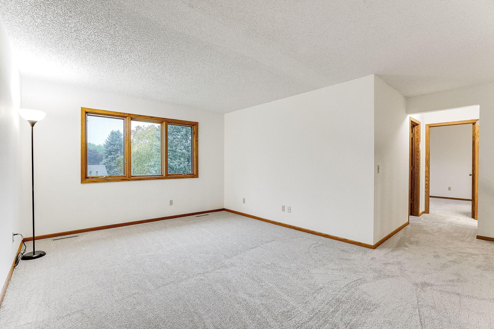 4291 Sunrise Road Eagan, MN 55122 - Photo 10 of 28 Gallery Image 10