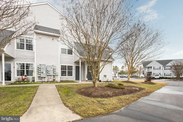 $269,900 | 11427 Manklin Creek Road, Unit 2, Ocean Pines, MD 21811