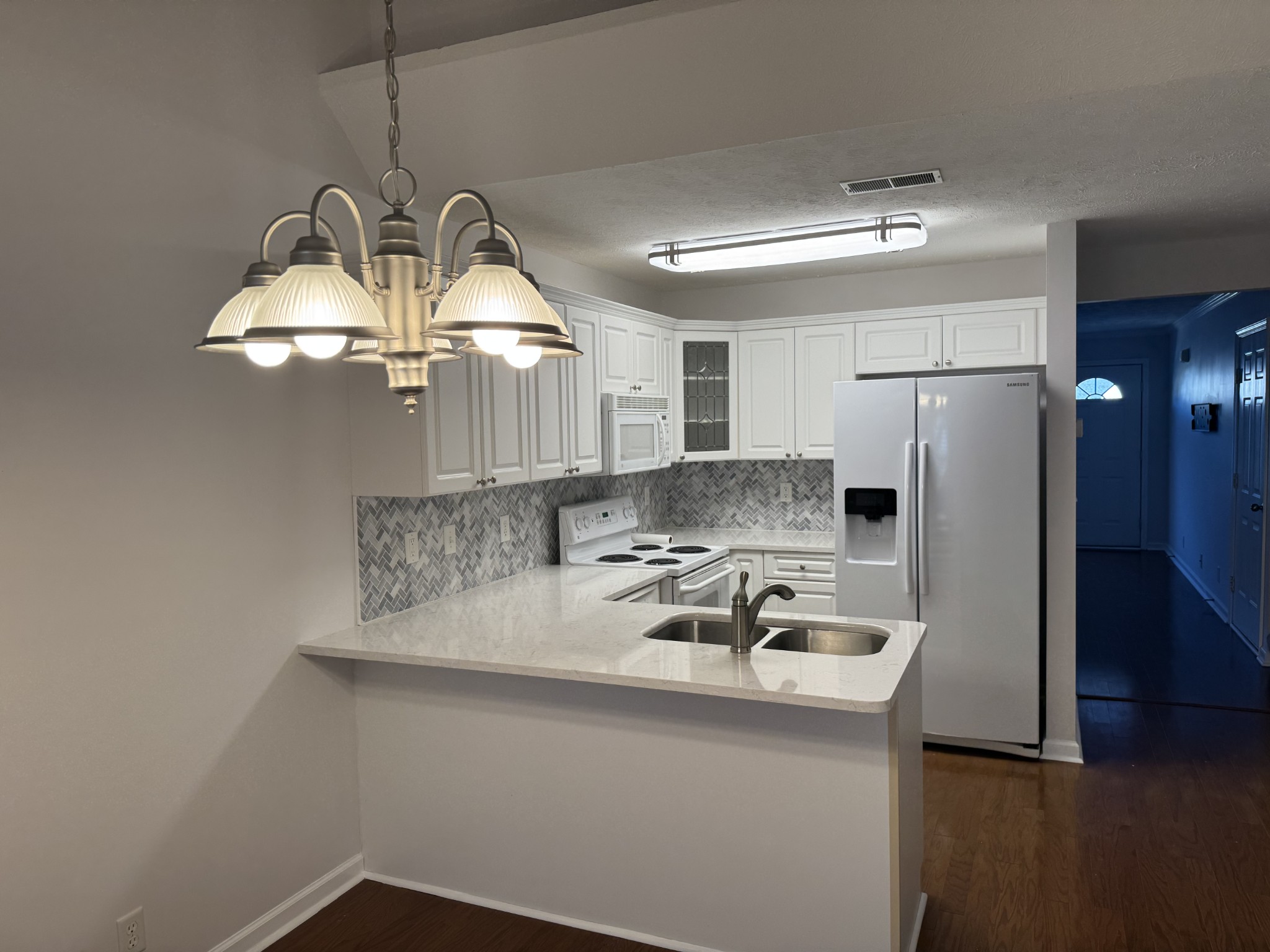 3001 Hamilton Church Road, Unit 208 Antioch, TN 37013 - Photo 3 of 7 Gallery Image 3