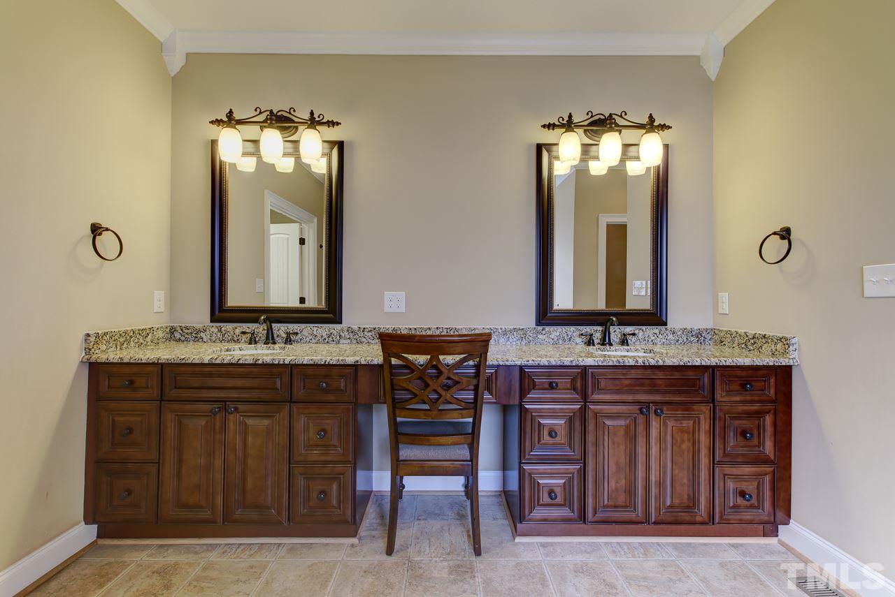 1146 Country Club Road Smithfield, NC 27577 - Photo 19 of 30 Gallery Image 19