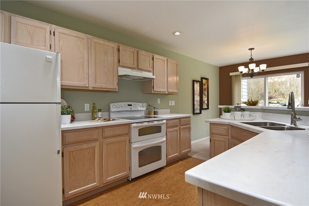 23131 15th Avenue Southeast Bothell, WA 98021 - Photo 8 of 23