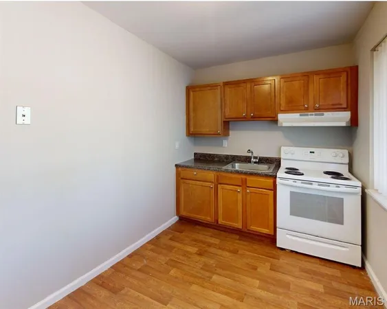 $2,375,000 | 4 Bruce Drive, Florissant, MO 63031