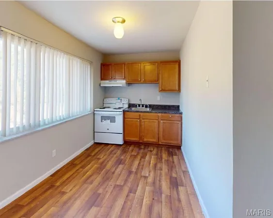 $2,375,000 | 4 Bruce Drive, Florissant, MO 63031