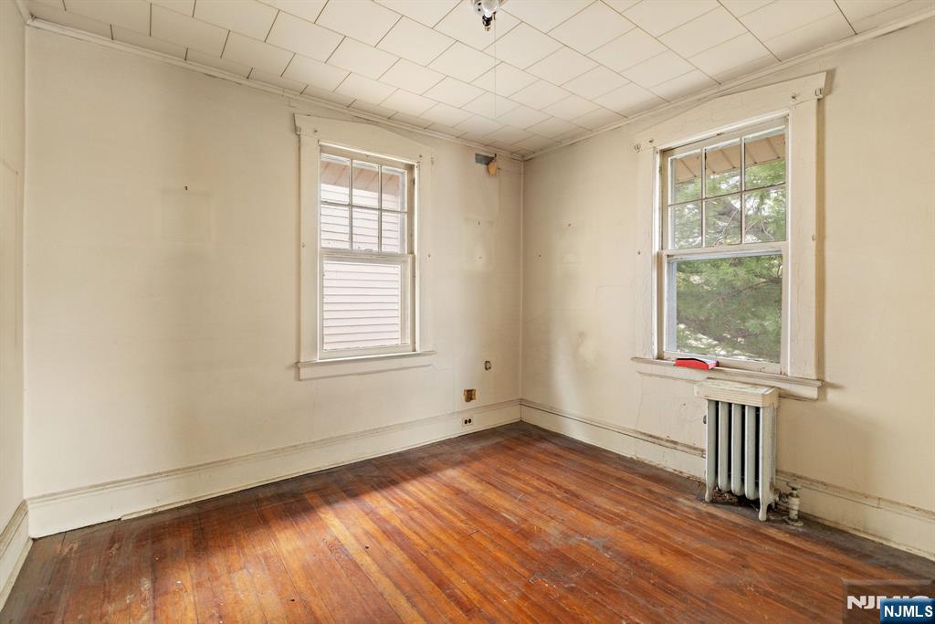 520 Rutherford Avenue Lyndhurst, NJ 07071 - Photo 8 of 11