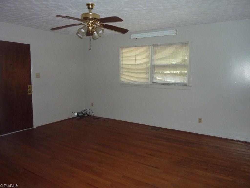 821 Hickory Chapel Road High Point, NC 27260 - Photo 4 of 19 Gallery Image 4