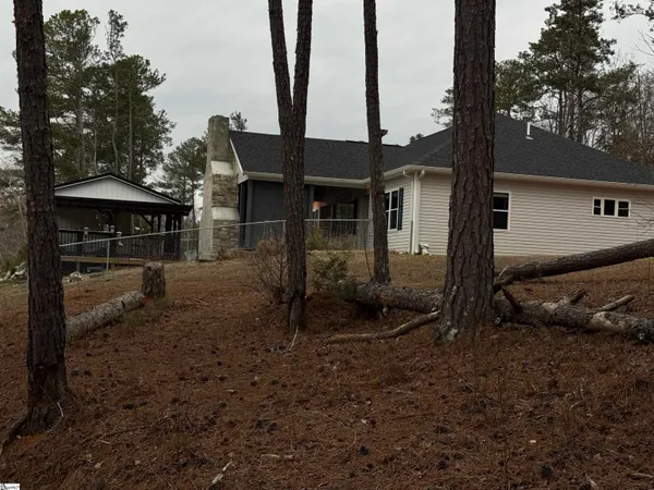 $699,000 | 134 Carlton Street, Greenwood, SC 29649