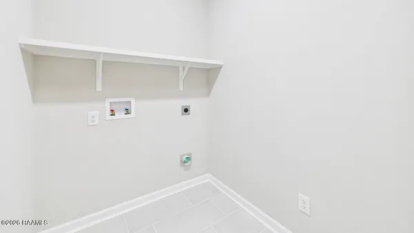 $207,000 | 156 Cottage Cove Drive, Maurice, LA 70555