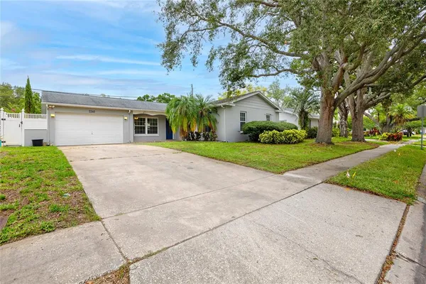 $3,500 | 2260 Harn Boulevard, Clearwater, FL 33764