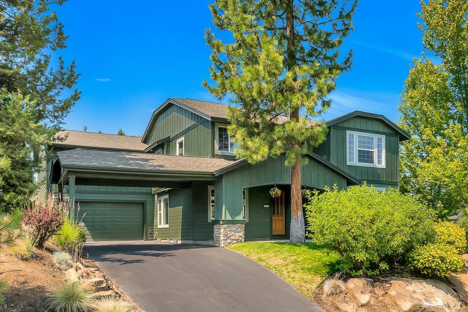 61402 Davis Lake Loop Bend, OR 97702 - Photo 1 of 21 Primary Photo